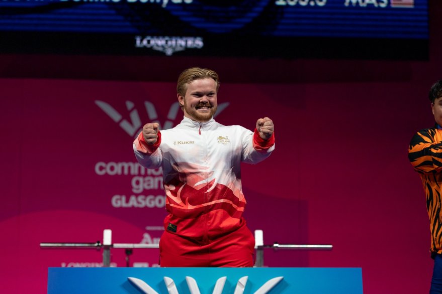 Swan wins first gold on strong opening day for Team England
