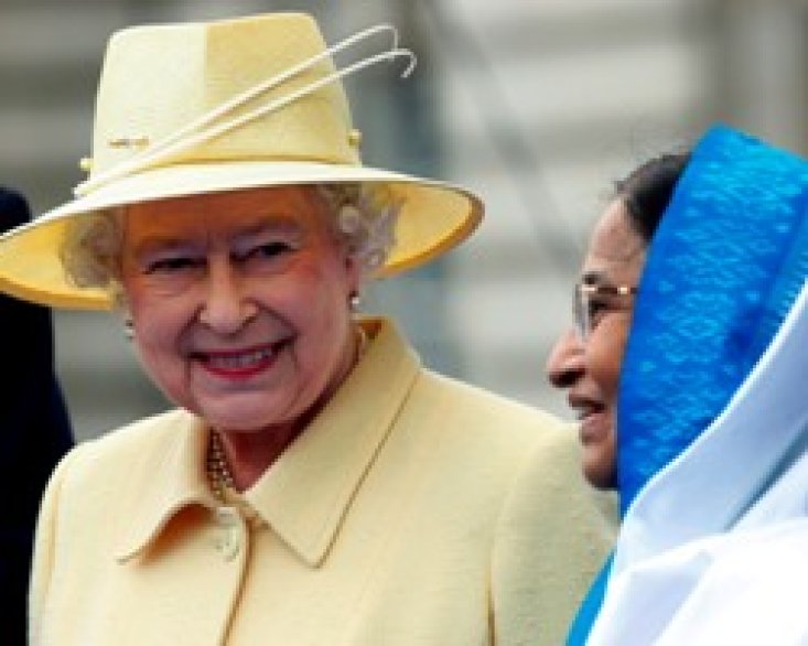Dame Kelly joins the Queen to launch Baton Relay