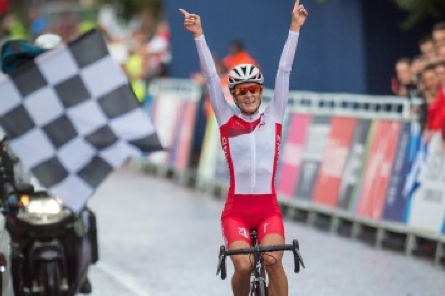 New kit for Armitstead after national road race success