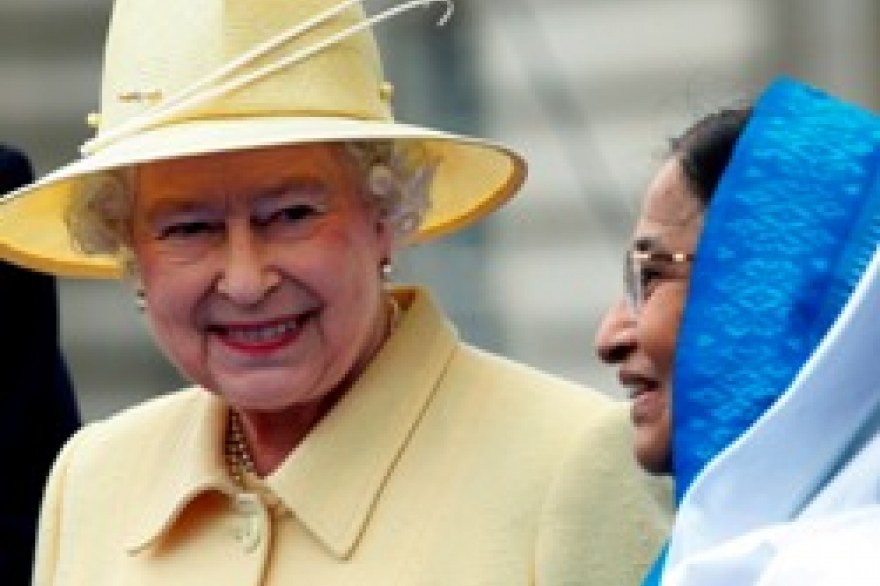 Dame Kelly joins the Queen to launch Baton Relay